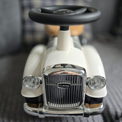 ride-on-car-2